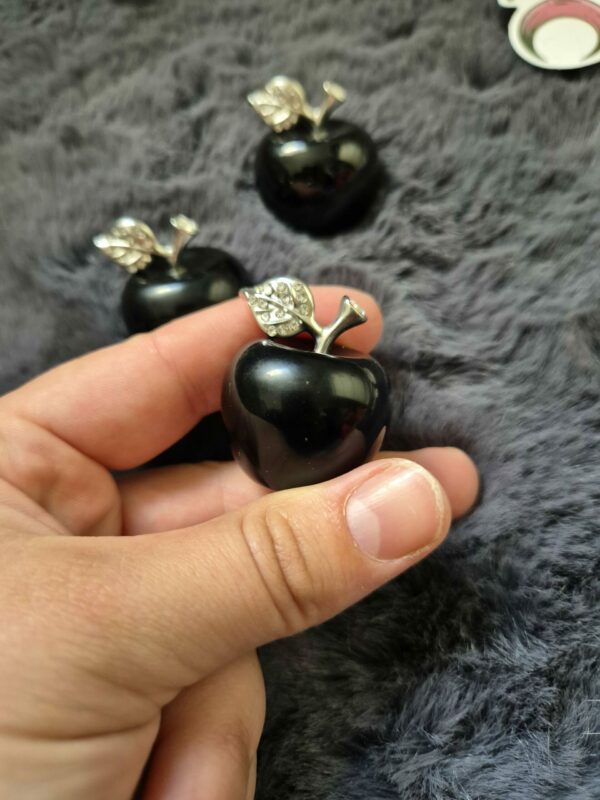 Figurine Pomme, Obsidienne noire,
Qualité AA